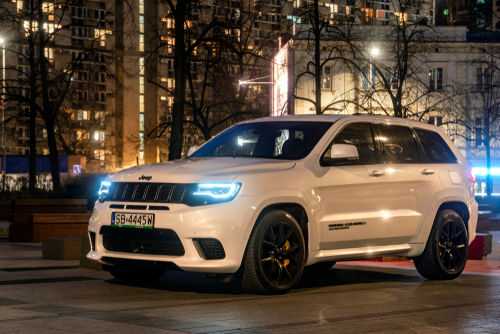 2020 vs. 2021 Jeep Grand Cherokee - What's the Difference?